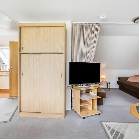 Christa - Falshoeft 아파트